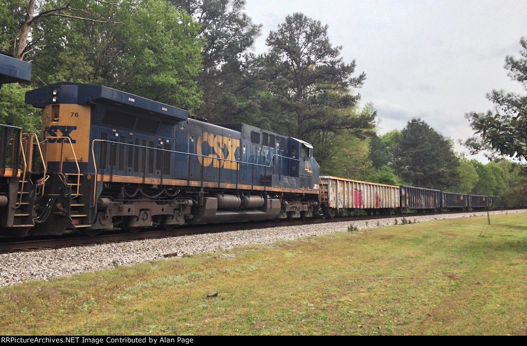 CSX 76 runs third